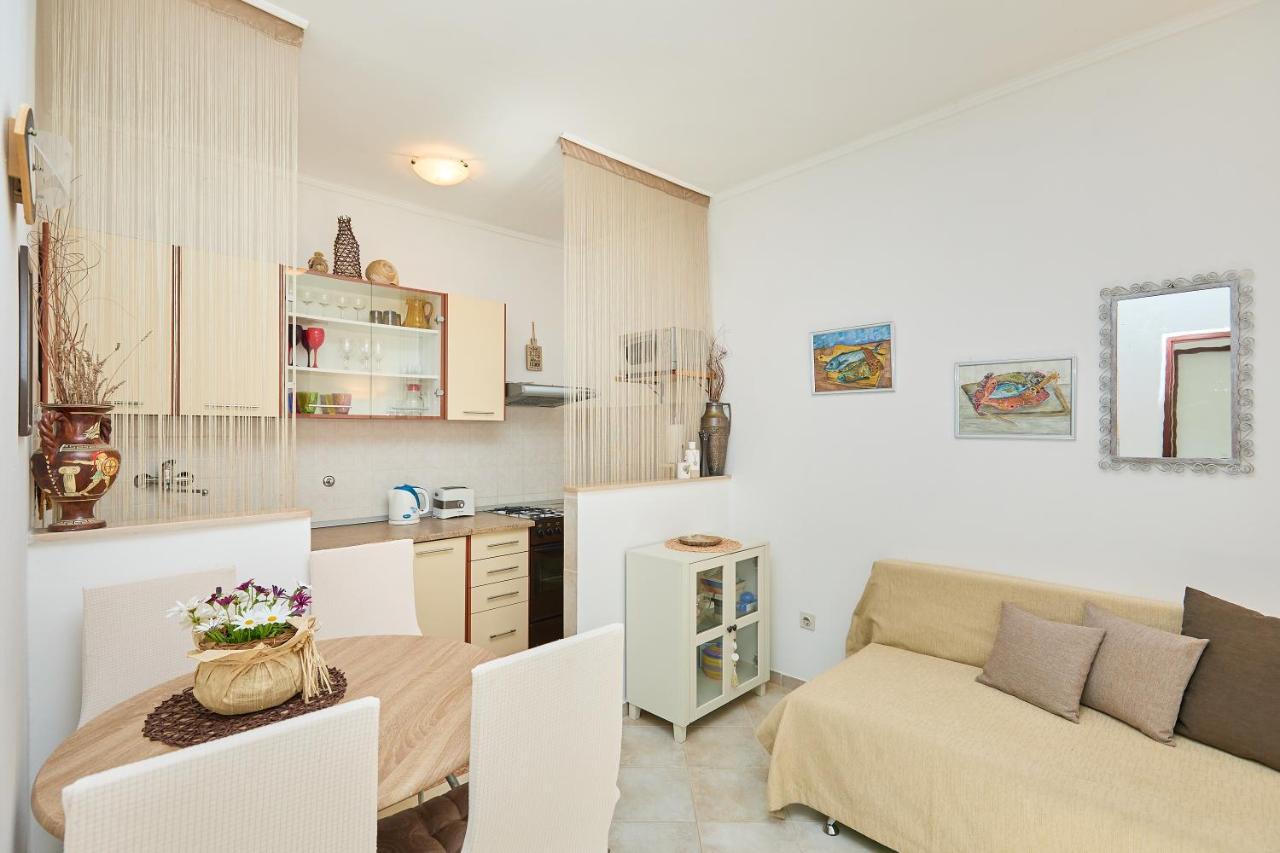 Studio Dolores-Apartment By The Sea Maranovići Exterior foto